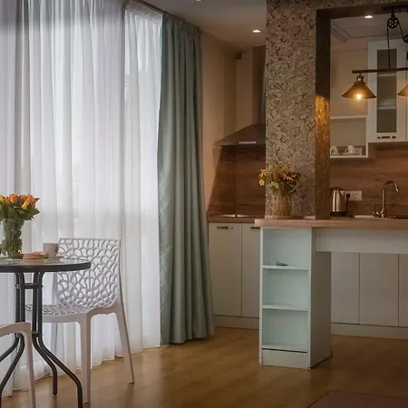 Hotel City Hotell 2*