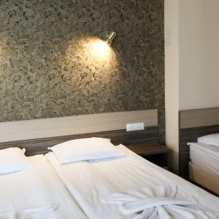 Hotel City Отель