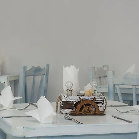 Hotel City 호텔 2*