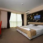 호텔 Hotel City 2*
