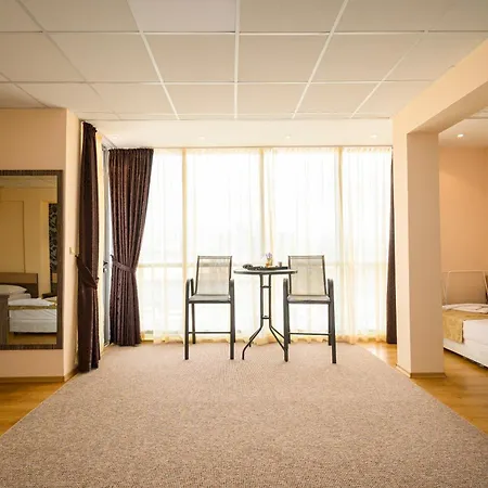 Otel Hotel City 2*