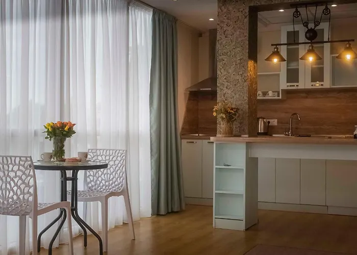 Hotel City 호텔 2*