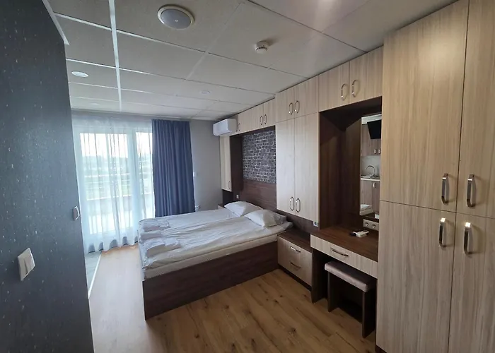 Hotel City 호텔 2*