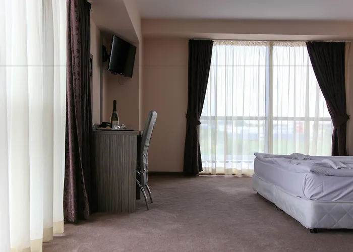 호텔 Hotel City 2*